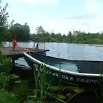 Campsite Camping Du Vivier Aux Carpes *