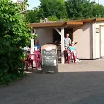 Campsite Camping Du Vivier Aux Carpes *